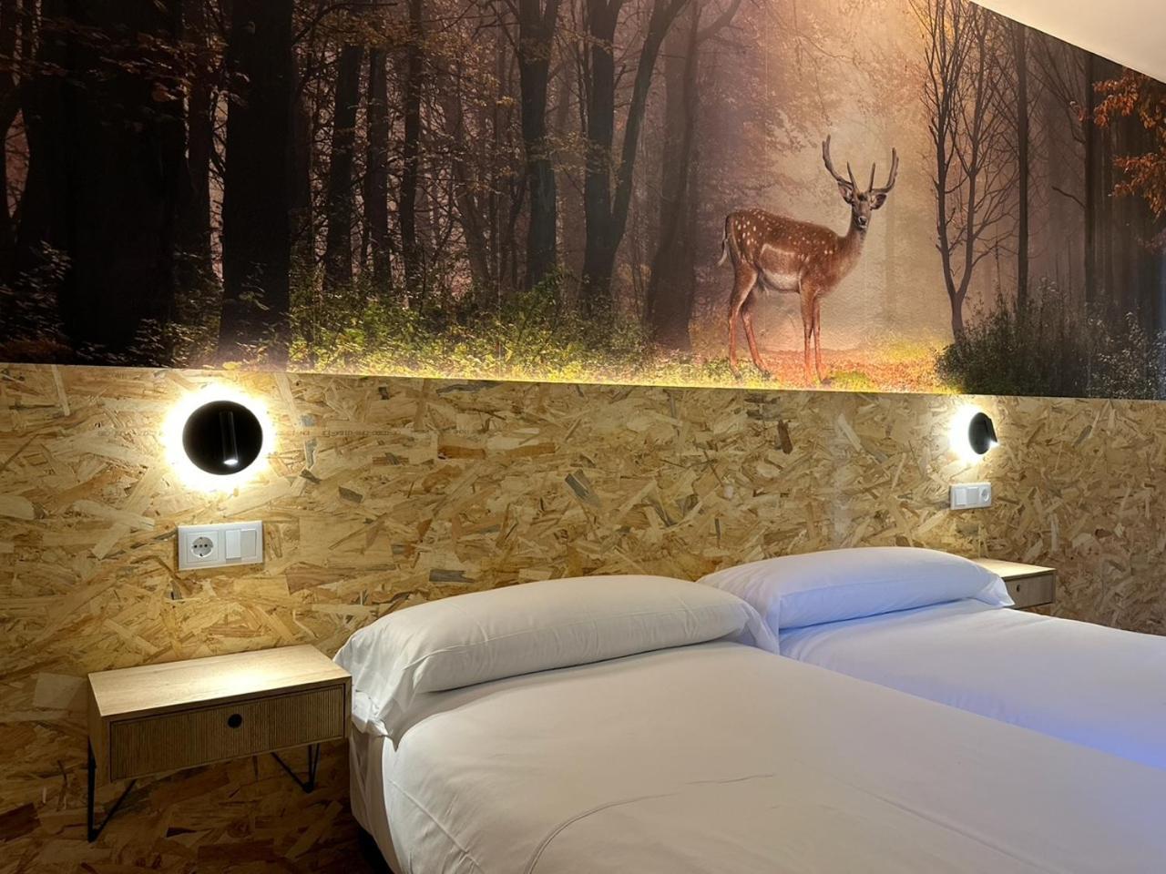 Hotel Y Albergue Real Fabrica De 에스카레이 외부 사진