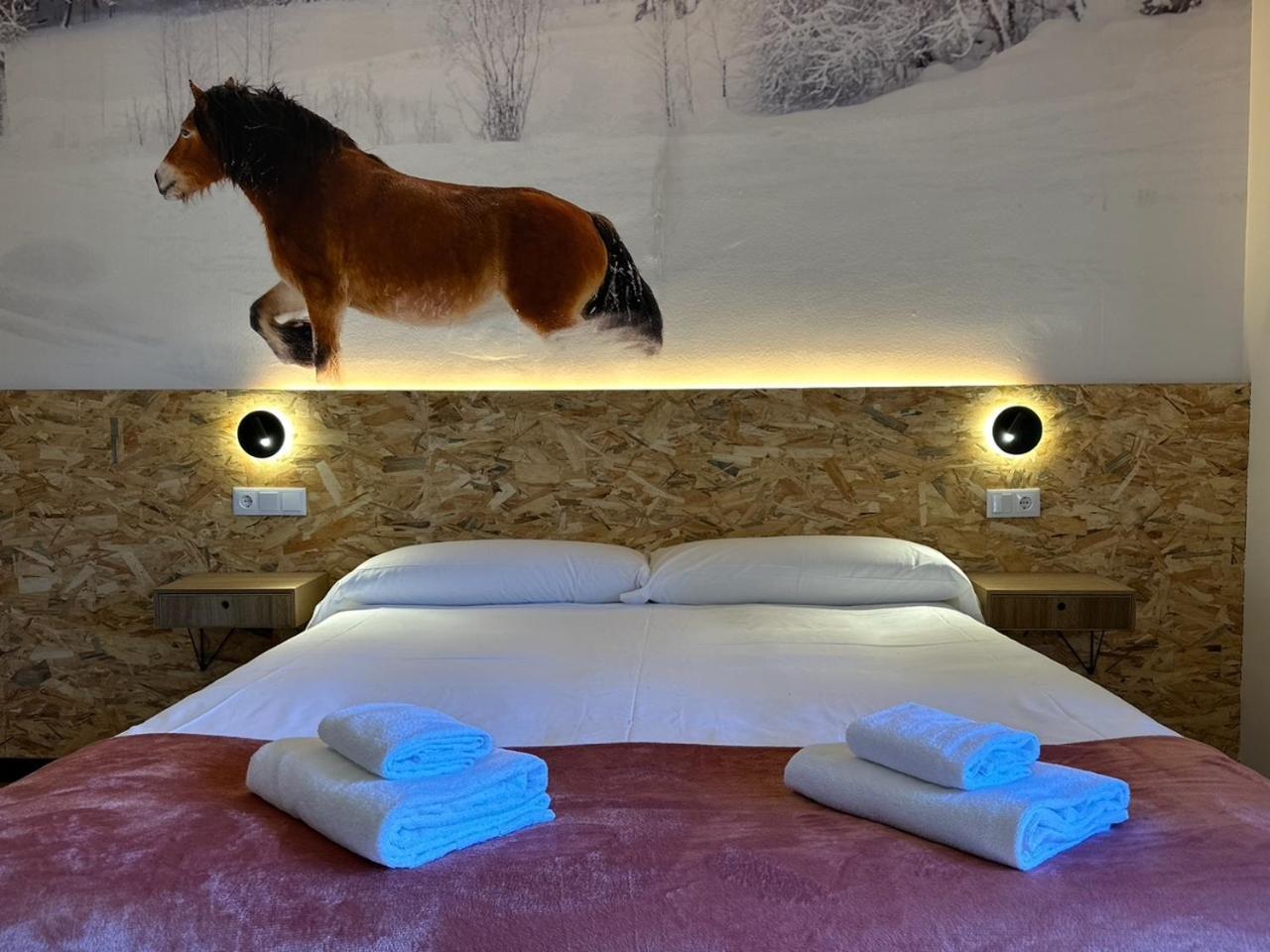 Hotel Y Albergue Real Fabrica De 에스카레이 외부 사진